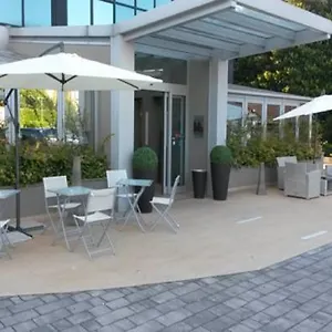 https://montini.italymilanhotels.net